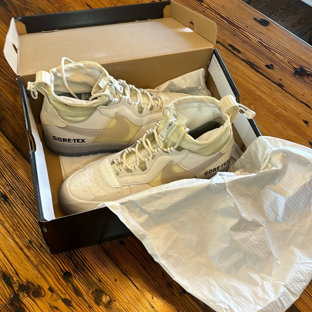Nike Air Force 1 Gore-Tex High Top, excellent condition, Phantom White, size 14